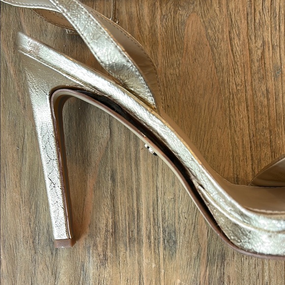 Sam Edelman Jade Gold Rounded Open Toe Stiletto Heeled Ankle Strap | 9 - Picture 6 of 6